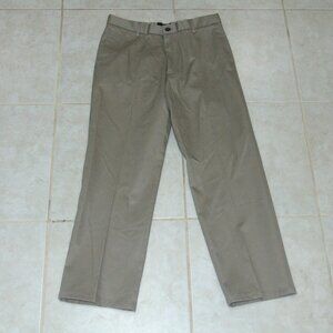 Dockers D2 Men Signature Khaki Pants Size 32X30 Cotton Flat Front